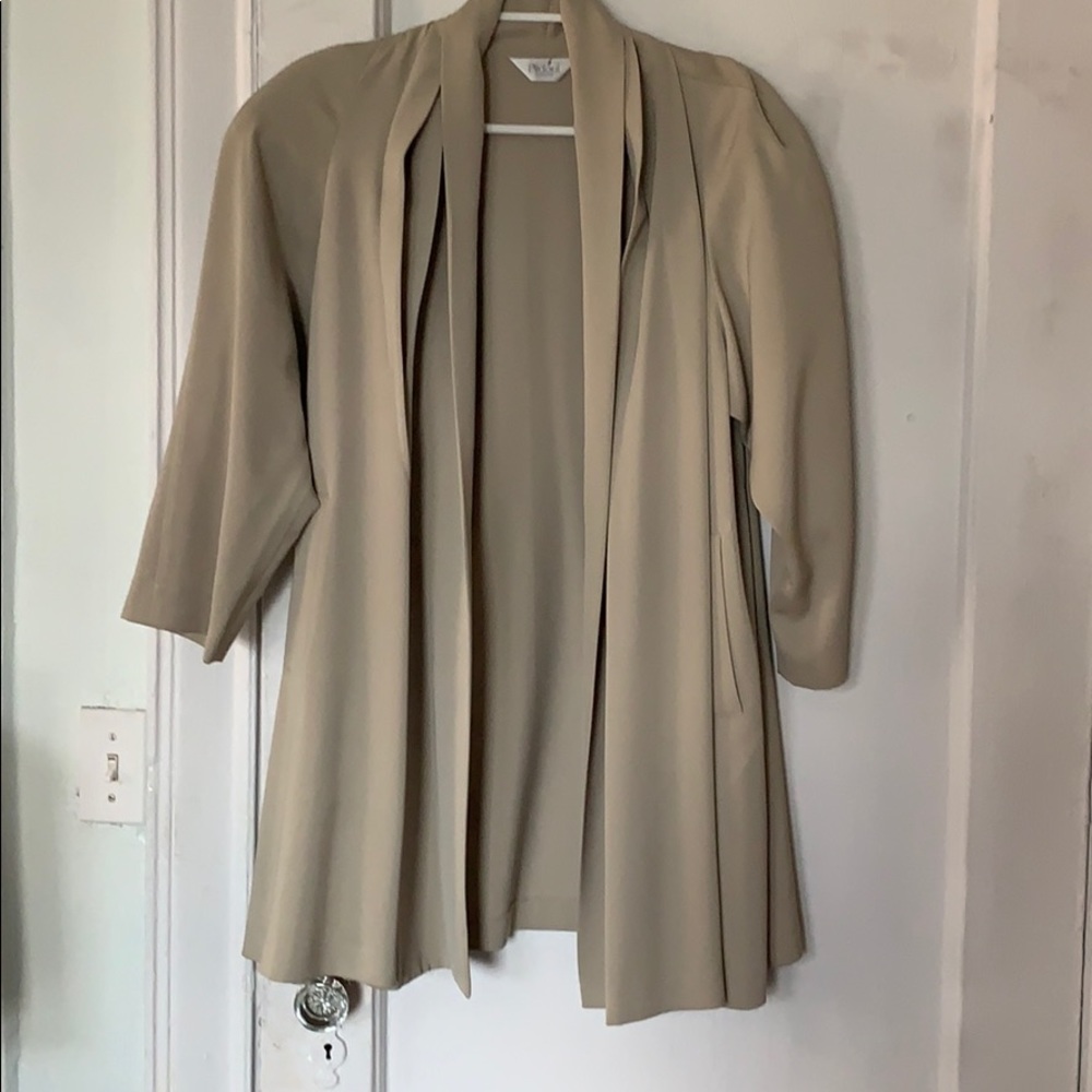 Pale sage green light topper